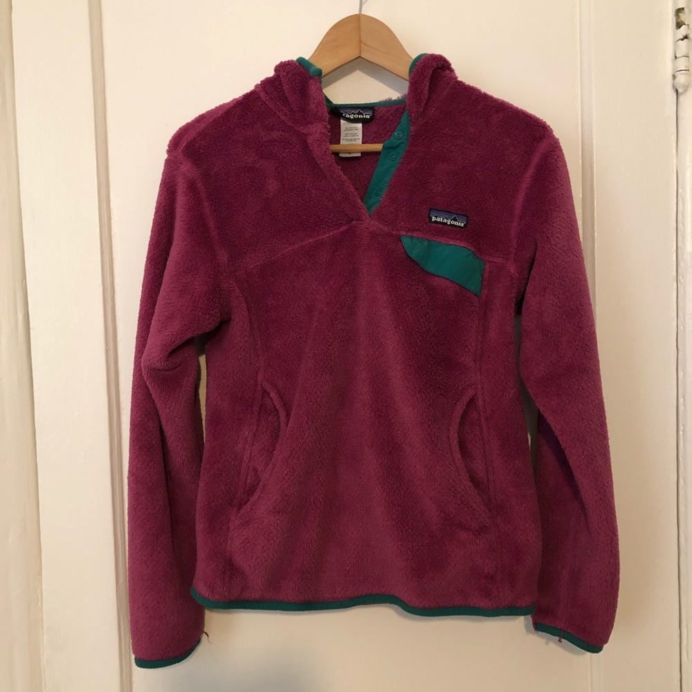 Patagonia berry pullover
